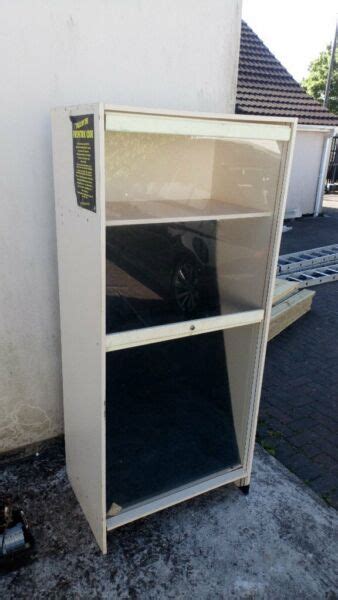 Perspex Display Cabinet For Sale In Uk 23 Used Perspex Display Cabinets
