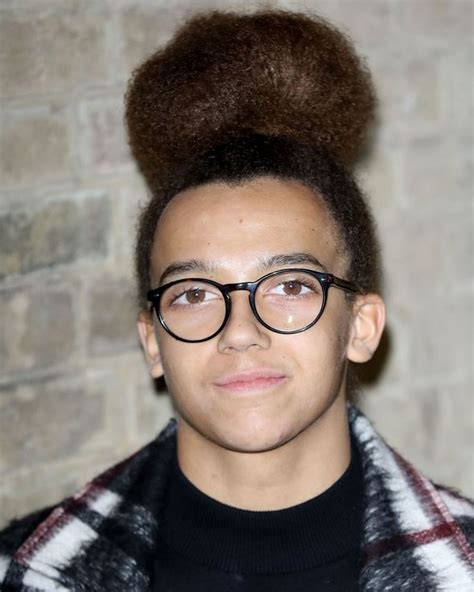 Perri Kiely Age How Old Is Perri From Diversity Celebrity News