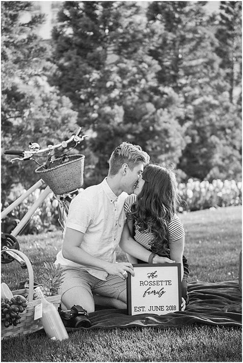 A Picnic In The Park Fine Art Portrait And Wedding Photographer