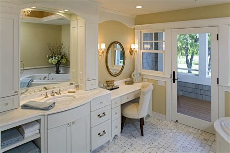 The roomle floor planner shows you how furniture fits into your room: Avalon Place Luxury Home Plan 013S-0014 | House Plans and More