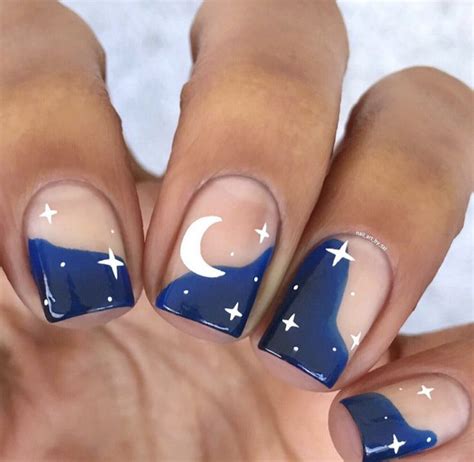 40 Gorgeous Star Nails You Need To Try Chasing Daisies Star Nails