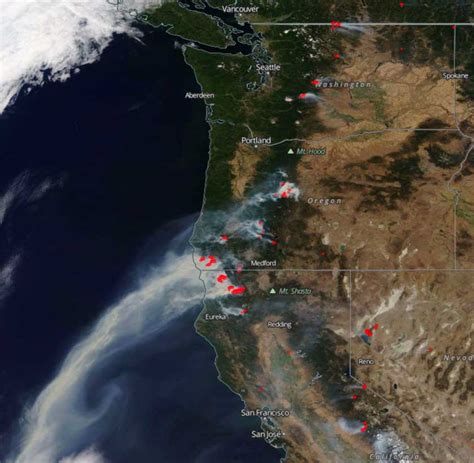 Smoke Map And Satellite Photo Of Northwest Wildfires Wildfire Today