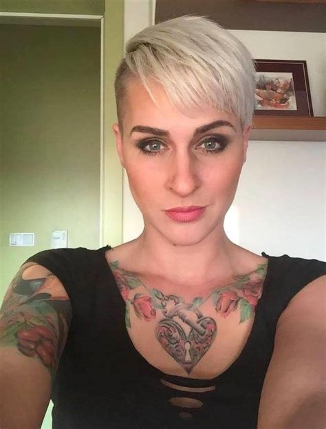 Rate Her Look From 1 10 Girl Short Hair Short Pixie Short Hair Cuts Pixie Bob Pixie Cuts