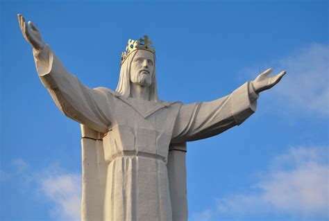 The Jesus Christ The King Statue In Poland Great Line