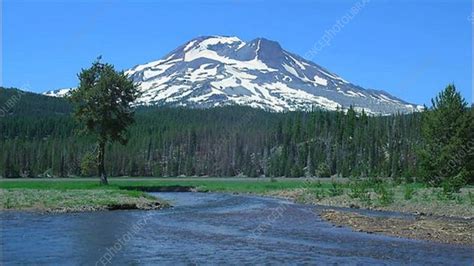 Mt Bachelor Sparks Lake Oregon Stock Video Clip K Science Photo Library