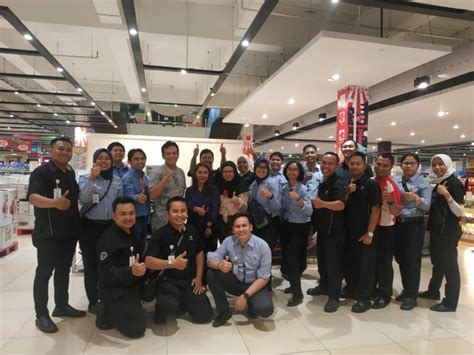 Surabaya, indonesia · sidoarjo, jawa timur, indonesia · lowongan. Training Kepala Toko Transmart Se Jawa Timur