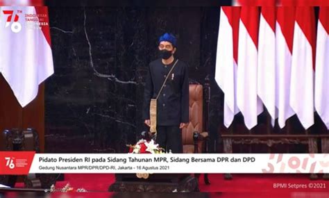 Jokowi Kenakan Pakaian Adat Suku Baduy Pada Sidang Tahunan Mpr