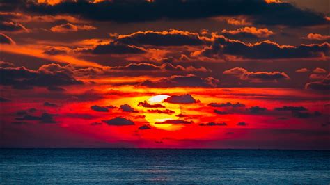 Breathtaking Sunset Ocean Colors Clouds Sky Photos Cantik