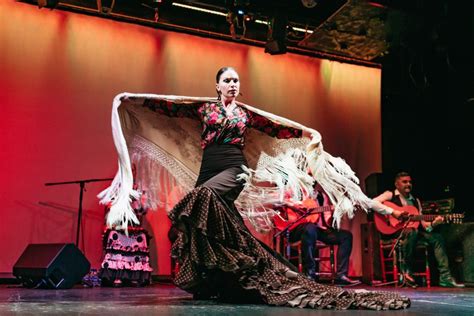 Barcelona Flamenco Show At City Hall Theater Getyourguide