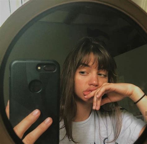 Selfie Poses Writing Inspiration Bangs Beauty Makeup Short Hair Styles Mirror Selfies