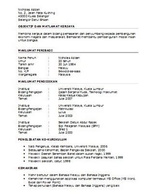 Contoh cv bahasa inggris yang bisa membuat resume lamaran kerja kamu semakin menarik dan berbeda dengan yang lainnya. Contoh Resume Bahasa Melayu Terbaik