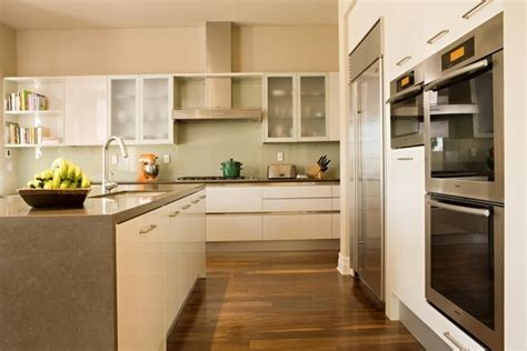Stylish And Elegant Frameless Cabinets In Contemporary Kitchen Designs