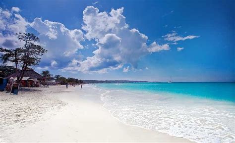 Seven Mile Beach In Negril Jamaica Beaches Jamaica Travel Jamaican