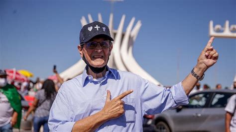 He left the pp in 1980 and he joined the brazilian labour party. Confederação Israelita denuncia Roberto Jefferson por post ...