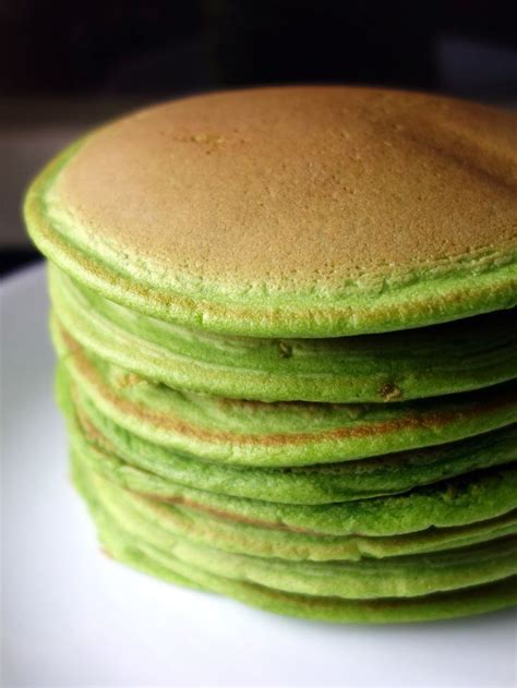 These pancakes are intentionally not too sweet making way for the irresistible nutella. Soft & Fluffy Pandan Pancakes | Chinese dessert recipe, Breakfast dessert, Vietnamese dessert