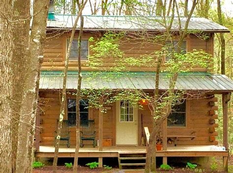We are situated near the many shopping, dining, and entertainment options here at west virginia park apartments, we welcome both cats and dogs and consider them part of our family. Pet-Friendly Cabin Rental near Beckley, West Virginia