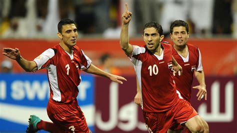 يستعد عشاق الساحرة المستدرة في المملكة العربية السعودية لمتابعة منتخب بلادهم خلال نهائيات كأس العالم في روسيا 2018، والذي سيدأ في 14 يونيو/حزيران، وتنتهي في 15. مدير منتخب سوريا لـCNN: لن نقبل بأن يمثل السومة السعودية ...