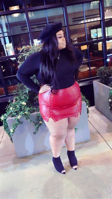 Pin By Niseyy 🦄💅🏾 On Fashion Curvy Girl Outfits Fashion Skirt Fashion