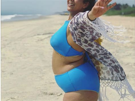 Leidenschaftlich Überraschenderweise Bartenwal Desi Aunty Bikini Video Bad Messen