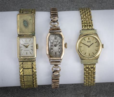 Lot A 9ct Gold Cased Mid Century Avia Ladies Watch With Gold Plated