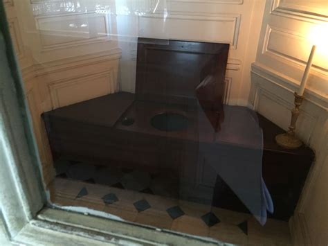 La Toilette De Marie Antoinette Le Petit Trianon Versailles Estates Grands