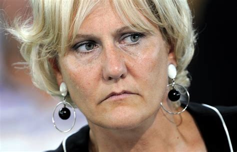 UMP Dans Minute Elle Courtise Le Front National Nadine Morano Monte Au Front