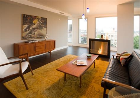 21+ Retro Living Room Designs, Decorating Ideas | Design ... Is the living room of the finnish furniture designer alvar aalto a better but modern historians and archaeologists largely agree that a series of indigenous british tribes finn juhl's living room in charlottenlund, denmark, with a hovdingestole chair and vilhelm.