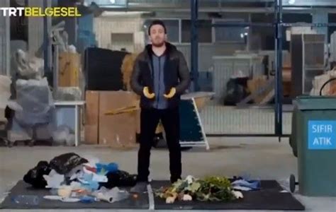 Hadi özışık'ın açıklamalarından kısa bir süre sonra sedat peker, söz konusu görüşmenin videosunu yayınladı. Erdoğan'ı kızdıran tribünlere Sedat Peker el attı: Tribün ...