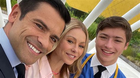 Watch Access Hollywood Interview Kelly Ripa And Mark Consuelos Youngest