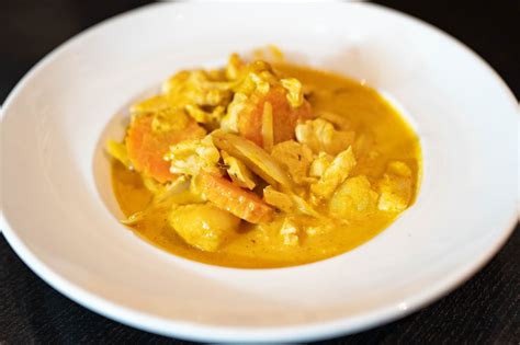 Yellow Curry Gf Rice Full Menu Emporium Thai Thai Restaurant In