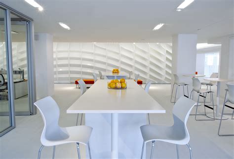 Teknion Chicago Showroom - Graphis