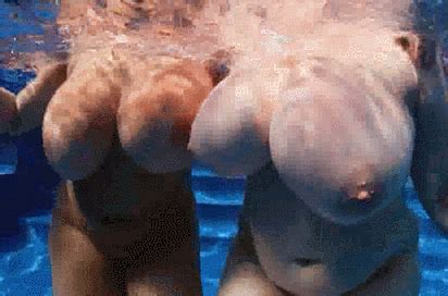 See And Save As Underwater Boobs Titties Floating Under Water Gifs Porn Pict Xhams Gesek Info