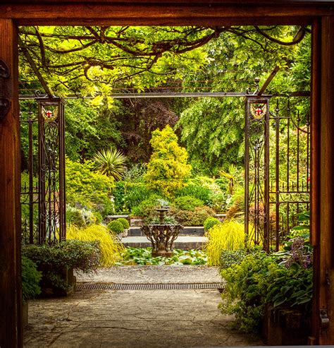 the fantastic secret garden of merdon manor near winches… flickr