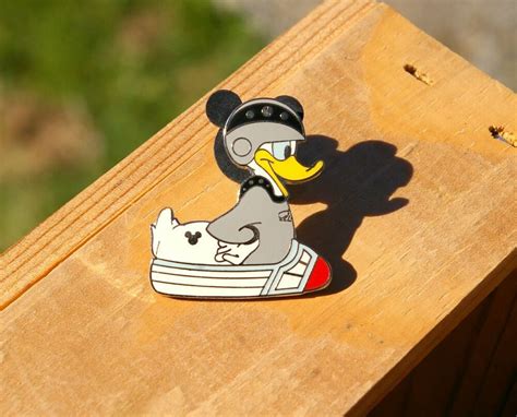 2008 Walt Disney Donald Duck Hidden Mickey Metal And Enamel Lapel Pin