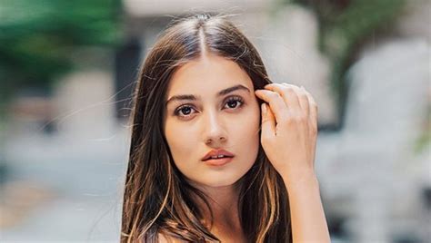 Henüz liseye yeni başlamışken profesyonel tiyatro kariyerine ilk adımlarını atmaya başladı. Sevda Erginci kimdir? Sevda Erginci kaç yaşında, nereli?