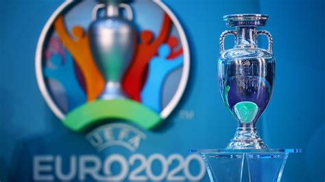 Troféu do euro2020 de futebol já é conhecido o calendário completo do campeonato da europa de 2020, que se realiza entre o dia 12 de junho e o dia 12 de julho, em 12 cidades diferentes. Eurocopa 2020: Calendario, horarios y nuevas fechas 2021 ...