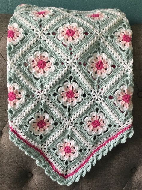 Daisy Flower Baby Blanket Pink Aqua Etsy Point Granny Au Crochet
