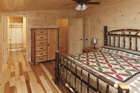 Wooden Cabin Interior Master Bedroom Cozy Cabins Llc