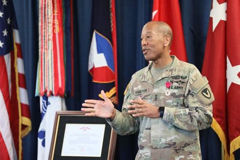 Logistics And Operations Leader Perseveres Supports Soldiers Article
