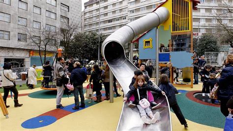 Simple Science: How to Make a Volcano with Kids