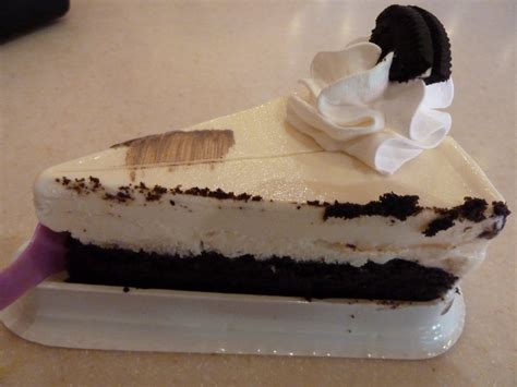 Pick up a deliciously scrumptious. Mindy's Corner: Ice-Cream Cake @ Baskin- Robbins, The Curve