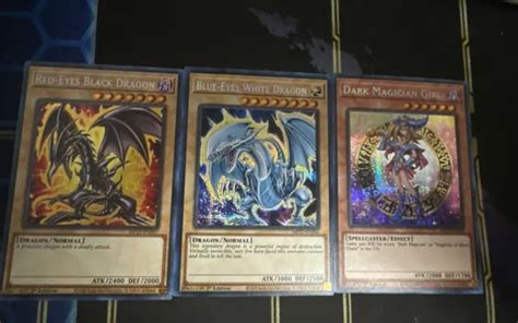 YUGIOH BLUE EYES WHITE Dragon Red Eyes Dark Magician Girl MP22 Secret