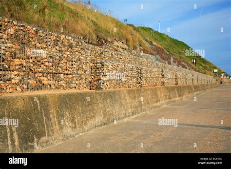 Gabions Hi Res Stock Photography And Images Alamy