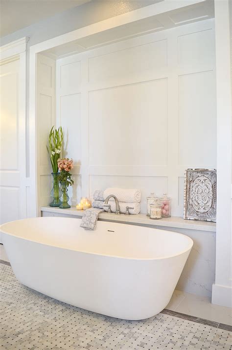 Extra Wide Soaking Tub Made Of Stone Free Standing Tub With Faucet Centered Marble Looking