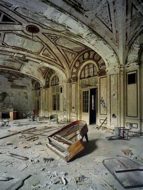 Fifth, lift the piano on top of a piano board and cover with several pads (be sure not to put tape on any of the wood surfaces). Agony & Ivory: 12 Not So Grand Abandoned Pianos | Urbanist