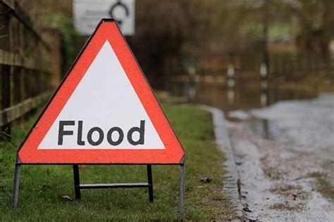 flood text alert service launched by environment agency gedling eye
