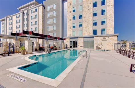 Raymond Management Company Hampton Inn And Suites North Houston Spring