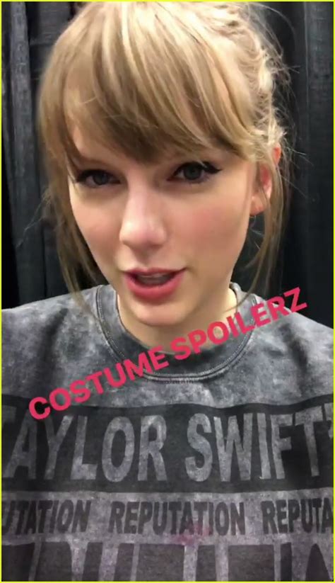 Photo Taylor Swift Teases Costumes For Reputation Tour 02 Photo