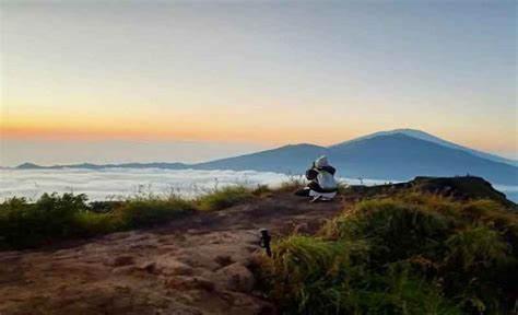 Mendaki Gunung Batur Kintamani Bali Wisata Petualangan Di Bali