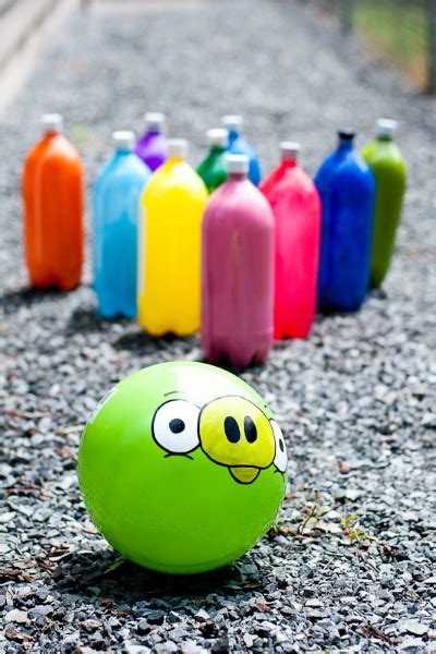 Serão brinquedos que vão estimular as crianças a trabalharem com certas habilidades importantes para seu desenvolvimento. Reciclagem no Meio Ambiente Atividades com reciclagem para ...